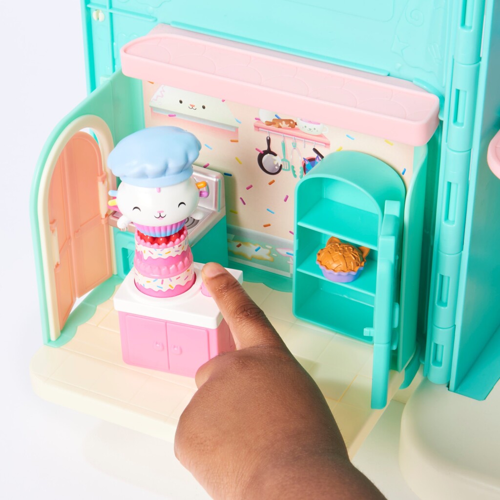 Gabby's Dollhouse Bakey With Cakey Kitchen - Image 5