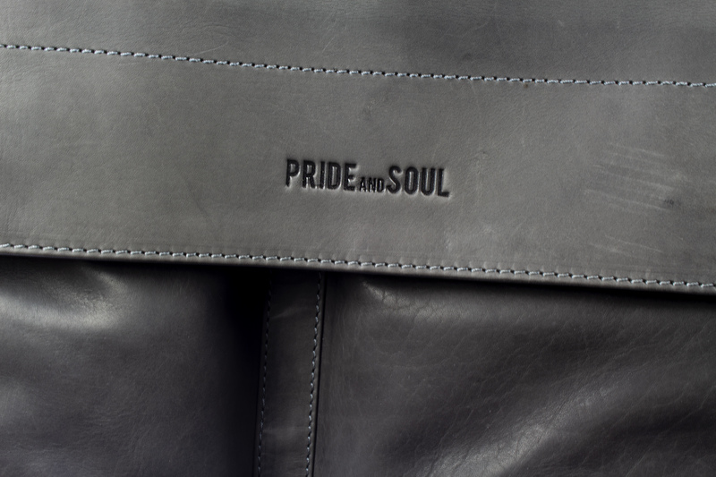 Geen Merk JU-47260 Aktetas Pride And Soul. DISTRICT - Image 4