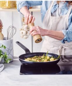 Alternative view of GreenPan Essence Koekenpan 28 cm Zwart