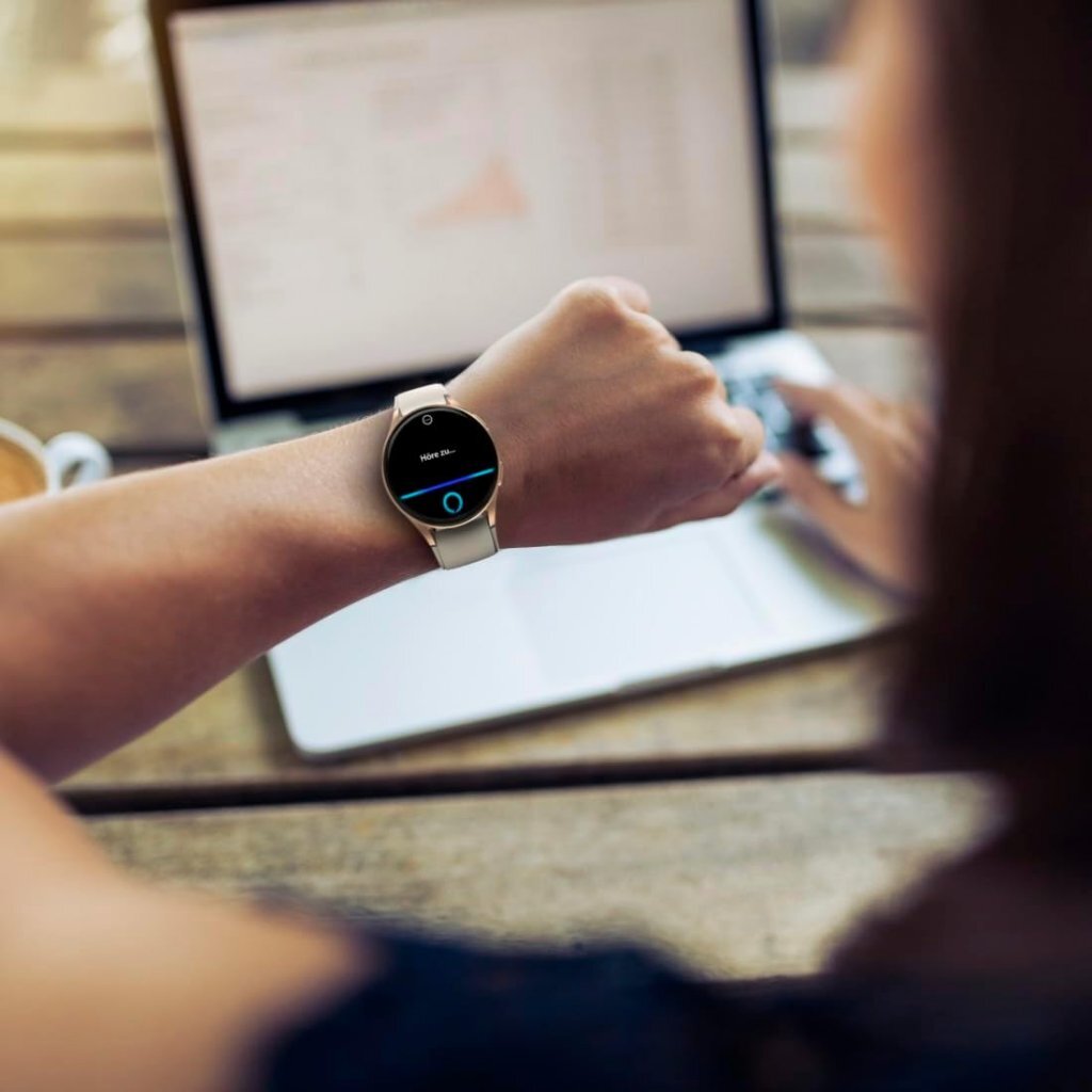 Hama Smartwatch 8900 GPS AMOLED 1.32 Goud/Beige - Image 4