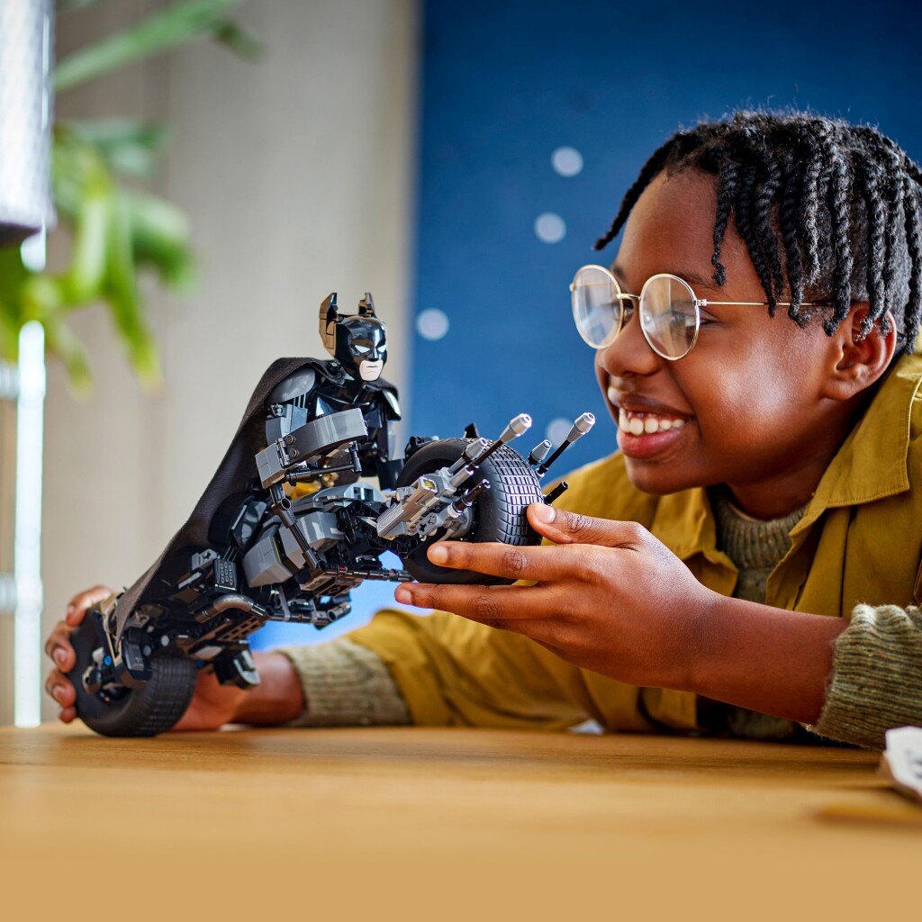 Lego 76273 Super Heroes DC Batman Figure - Image 4