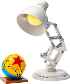 Alternative view of Lego Disney 21357 Pixar Luxo Junior