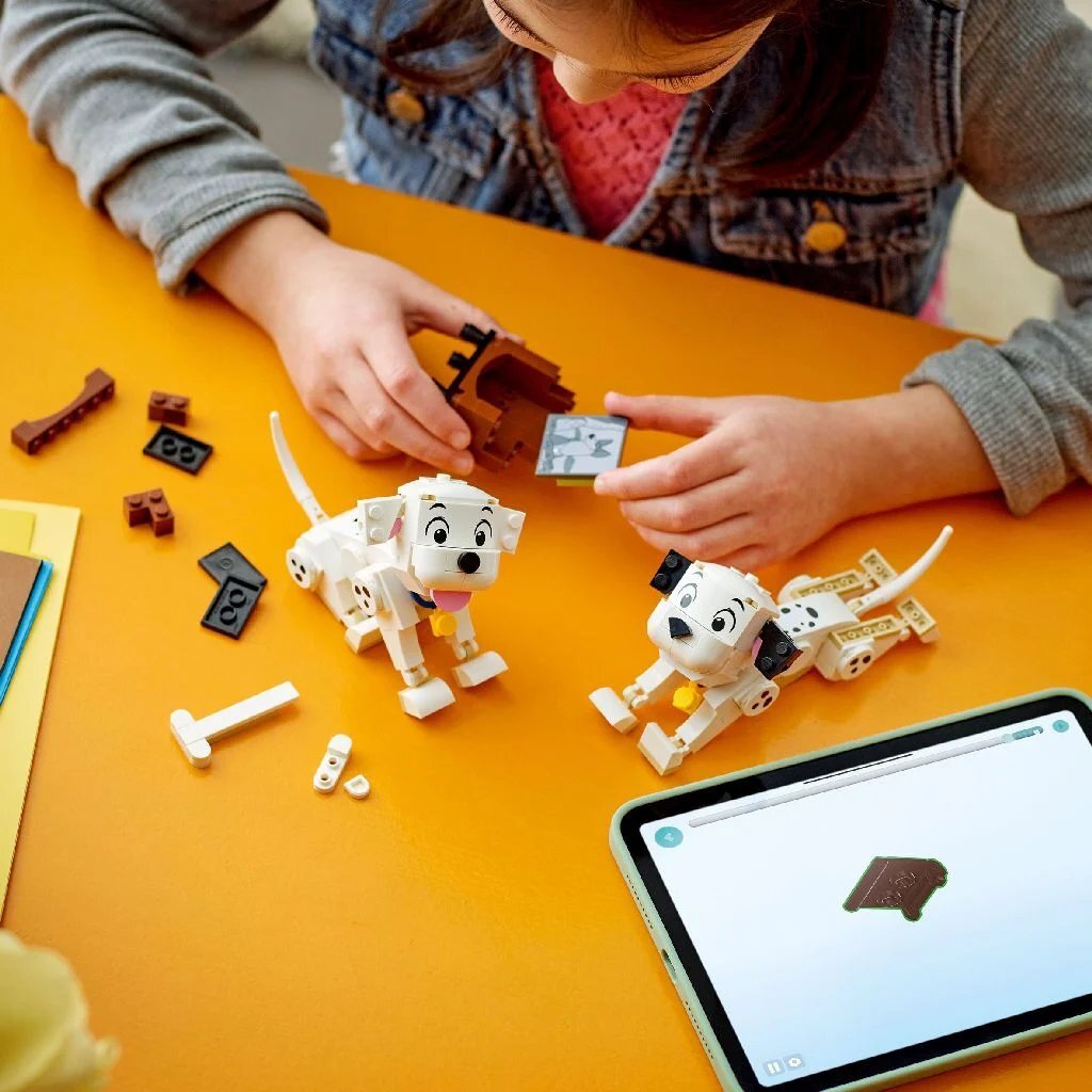 Lego Disney 43271 Classic Lucky en Penny Uit 101 Dalmatiërs - Image 4