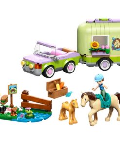 Alternative view of Lego Friends 42695 Trailer met Paard en Veulen