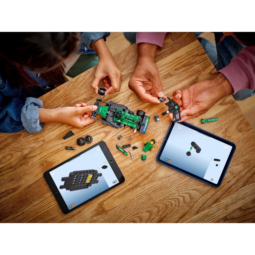 Lego Speed Champions 77245 Aston Martin Aramco F1 AMR24 Racewagen - Image 3