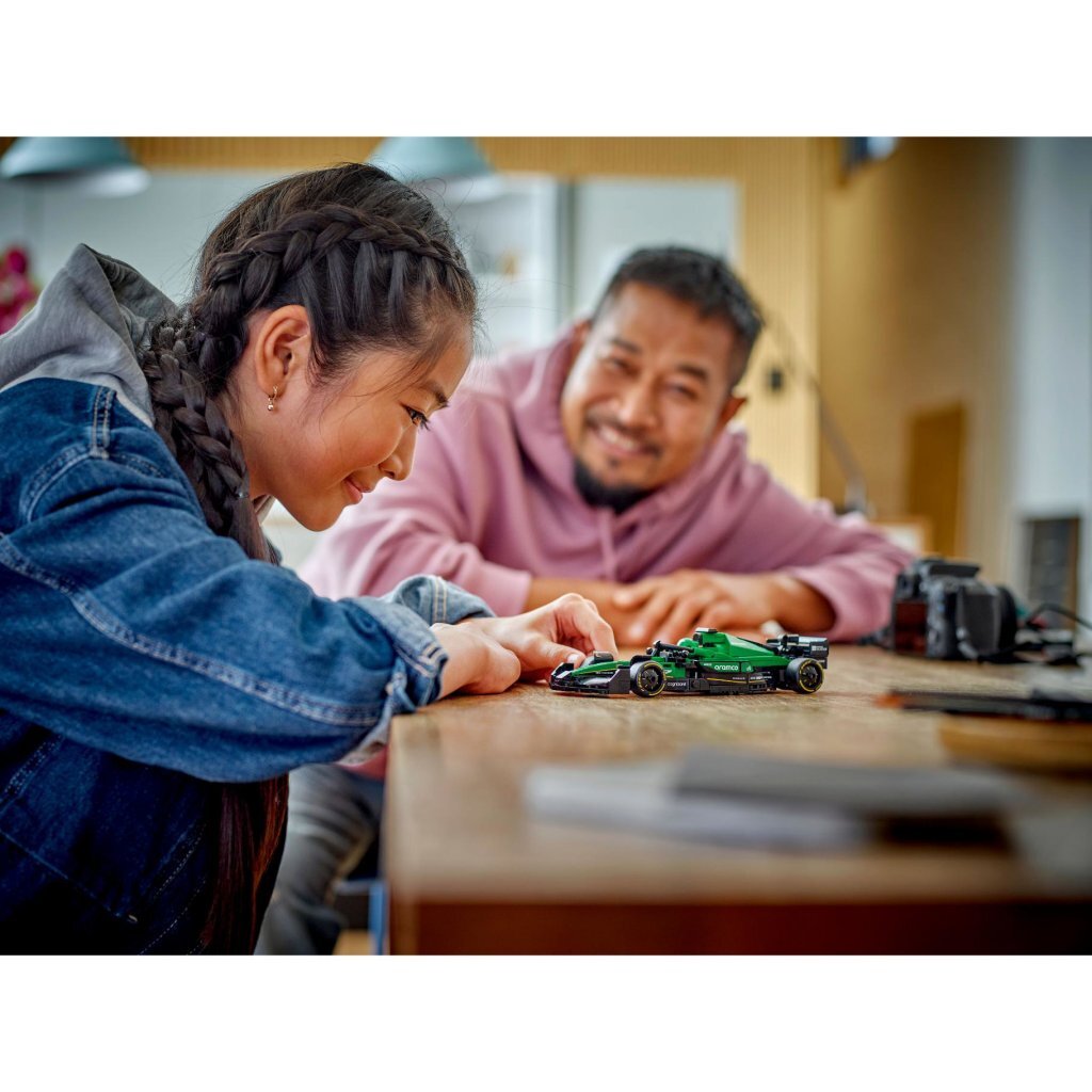 Lego Speed Champions 77245 Aston Martin Aramco F1 AMR24 Racewagen - Image 5