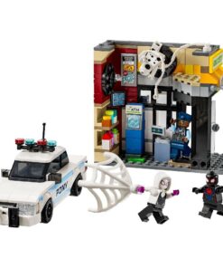 Alternative view of Lego Super Heroes 76311 Marvel Spider-Verse Miles Morales vs De Spot