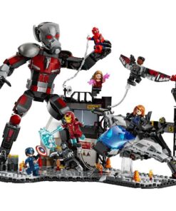 Alternative view of Lego Super Heroes 76314 Marvel Captain America Civil War Actiescene