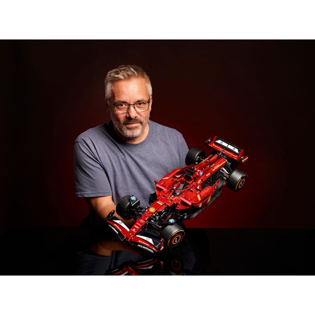 Lego Technic 42207 Ferrari SF-24 F1 Auto - Image 4