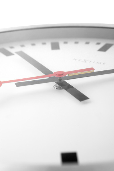 NeXtime NE-3998ST Wandklok Dia. 19 Cm, Geborsteld Aluminium, 'Station' - Image 5