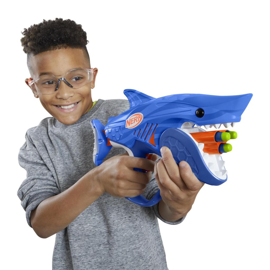 Nerf Elite Junior Sharkfire Blaster + 8 Darts - Image 2