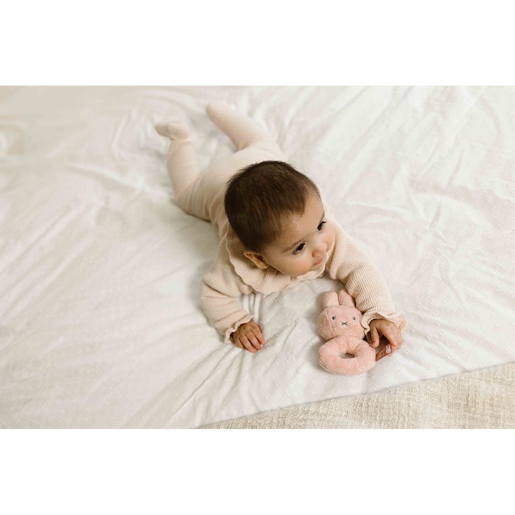 Nijntje Pluche Rammelaar Roze - Image 2