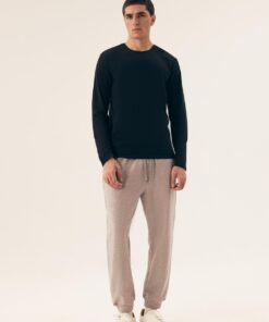 Alternative view of Set model 220973 Henderson