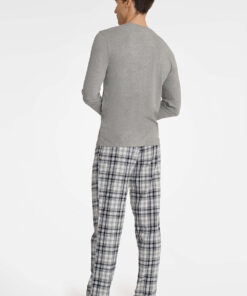 Alternative view of pyjama model 183840 Henderson