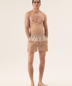 Alternative view of zwembroek model 211659 Henderson