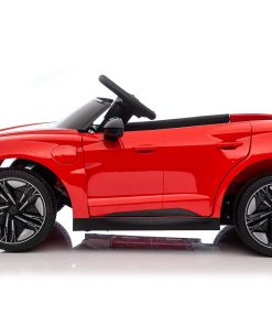 Alternative view of Audi RS E-tron 12V Rood