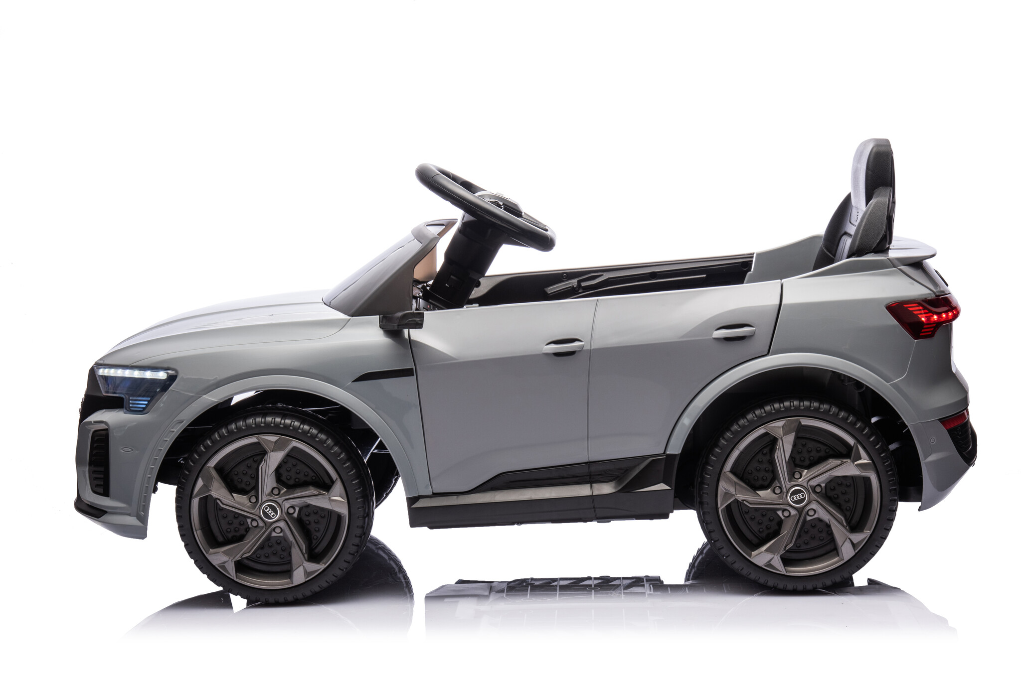 Audi SQ8 12V Grey - Afbeelding 2