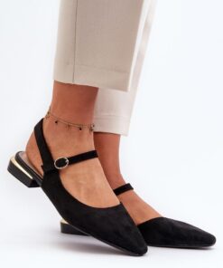 Ballerina's model 195738 Step in style