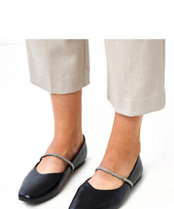 Ballerina's model 218358 Solea