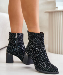 Laarsjes met hoge hak model 201527 Step in style