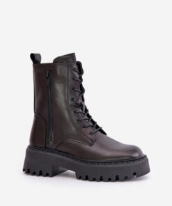 Alternative view of Laarsjes model 202041 Step in style