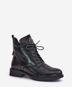 Alternative view of Laarsjes model 202059 Step in style