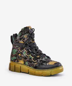 Alternative view of Laarsjes model 202805 Step in style