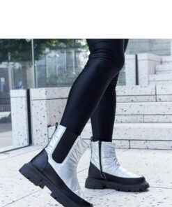 Laarsjes model 205110 Solea