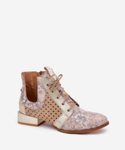 Alternative view of Laarsjes model 211091 Step in style