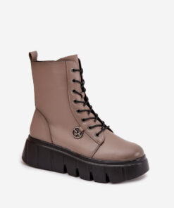 Alternative view of Laarsjes model 216829 Step in style