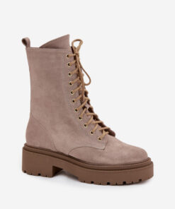 Alternative view of Laarsjes model 219116 Step in style