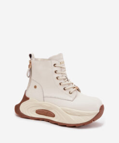 Alternative view of Laarsjes model 219250 Step in style