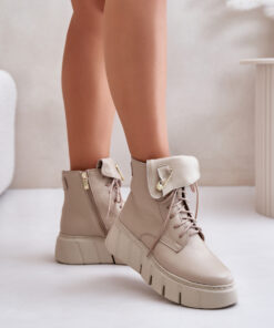 Laarsjes op sleehak model 201184 Step in style