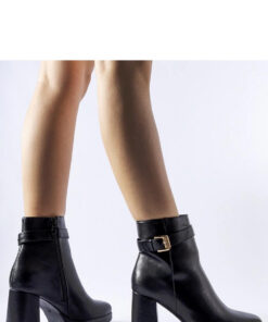 Laarsjes op sleehak model 204725 Solea