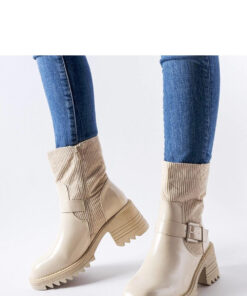 Laarsjes op sleehak model 206526 Solea