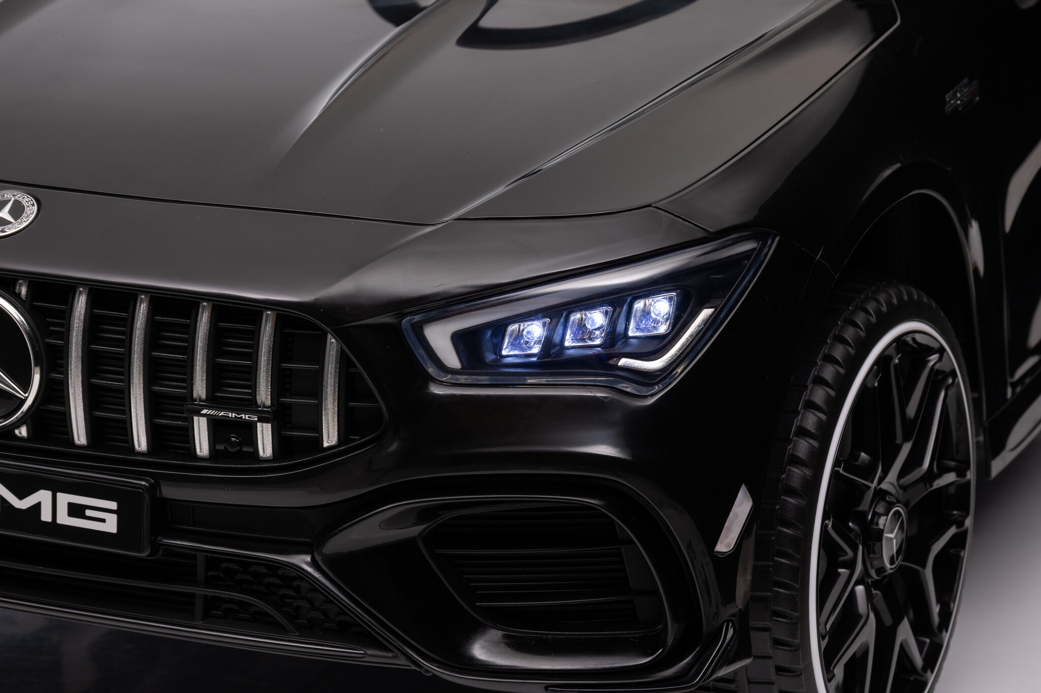 Mercedes CLA45 AMG 12V Black - Afbeelding 10