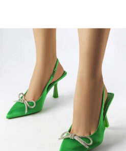 Pumps met naaldhak model 207855 Solea