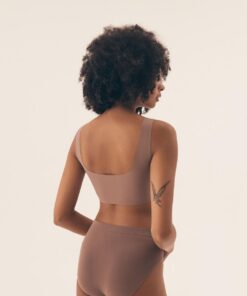 Alternative view of Zacht model 212010 Henderson