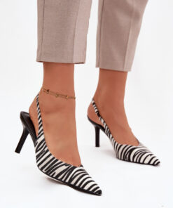 naaldhakken model 221164 Step in style