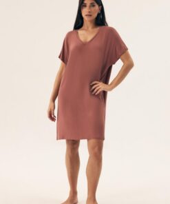 Alternative view of nachthemd model 220981 Henderson