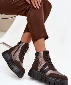 platform boots model 222521 Step in style