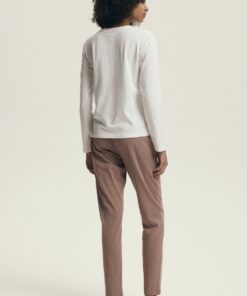 Alternative view of pyjama model 220979 Henderson