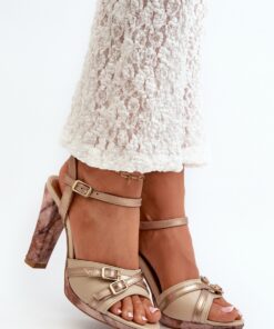 sandalen op hak model 198398 Step in style