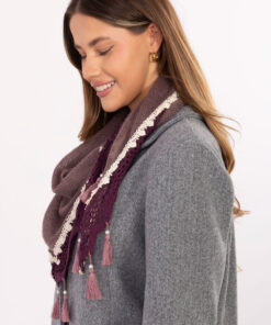 Alternative view of sjaal model 220384 AT