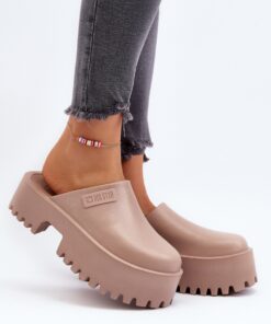 slippers model 194120 Step in style