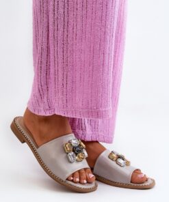 slippers model 198613 Step in style