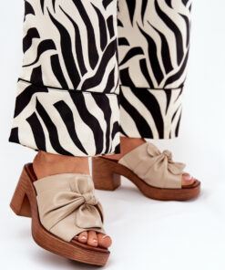 slippers model 209935 Step in style