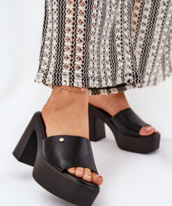 slippers model 209945 Step in style