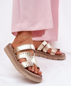 slippers model 212597 Step in style