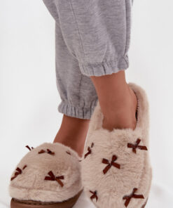 slippers model 220727 Step in style